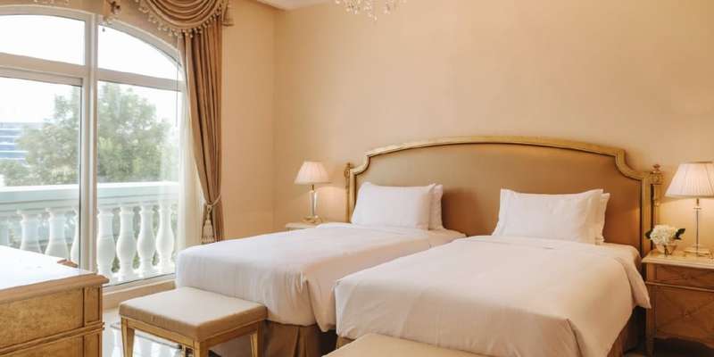 room_b41ffada-d205-4b45-8e6d-9b2c1e53c40b