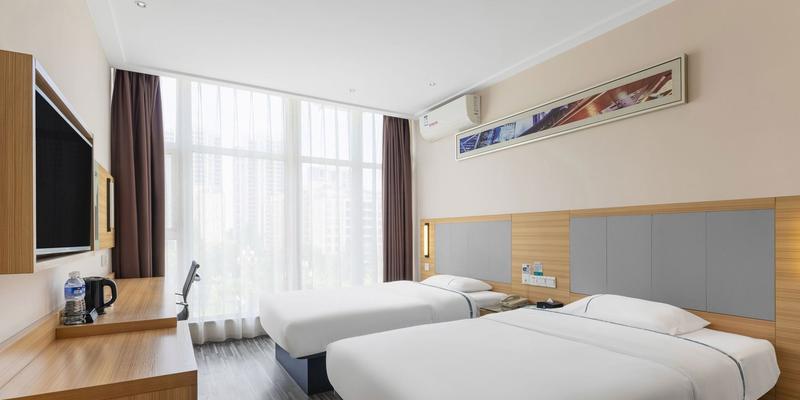 room_a3aad108-8bdf-4bc4-a7ca-d35f939c09a2.jpg