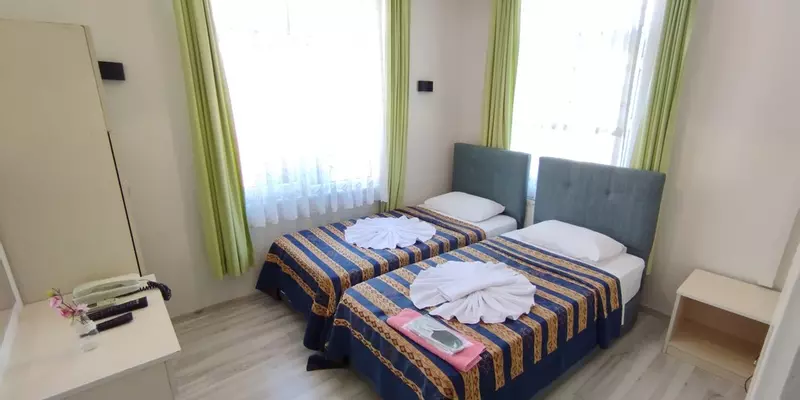 room_6f780280-1604-4aeb-b8f9-46fbc1cab5d4