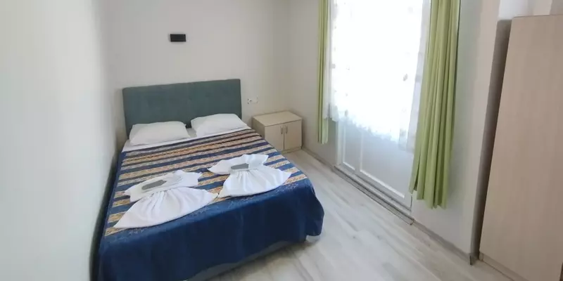 room_795c8e74-15b4-46a3-bc84-ab5fb67ffaf3