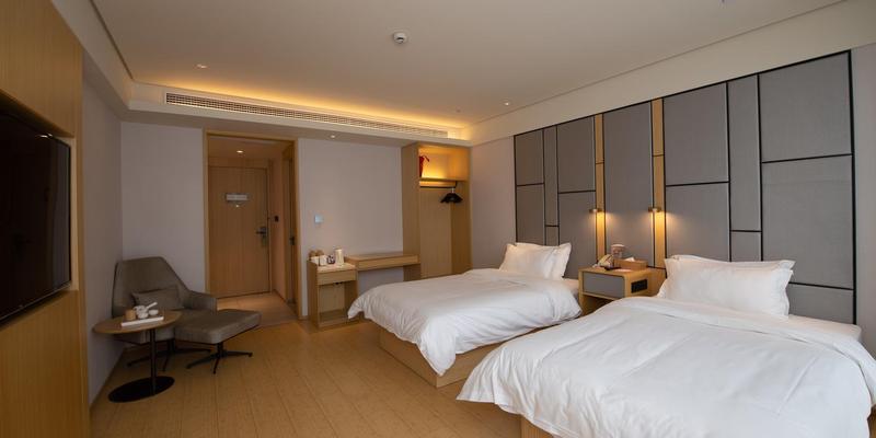 room_6bc3910c-a3f6-4e81-b3c7-988d7075124a.jpg