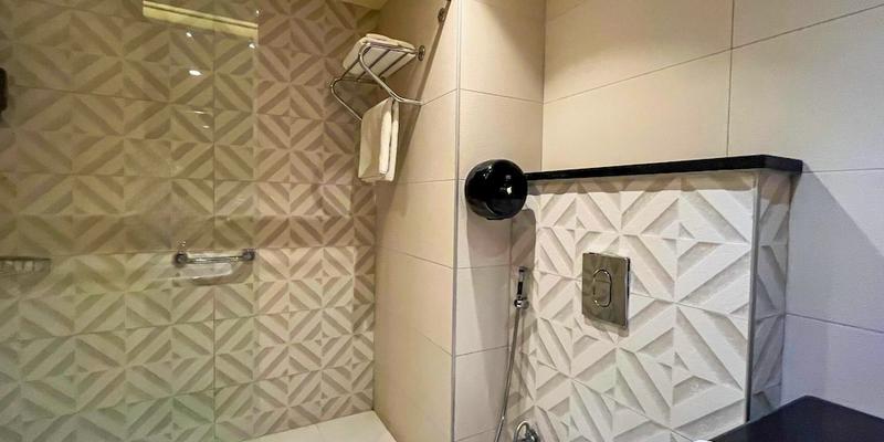 room_8e9c3ca3-56bf-454c-9eba-5b8e4dd32844.jpg