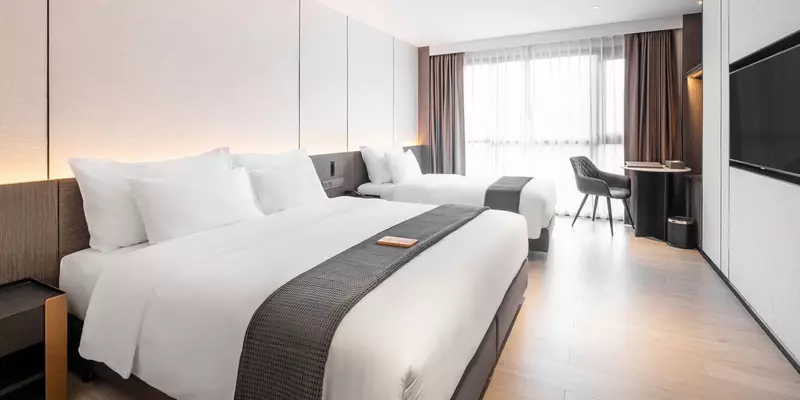 room_0fa9512c-e3fa-471b-a1a0-9d559d49c11e.jpg
