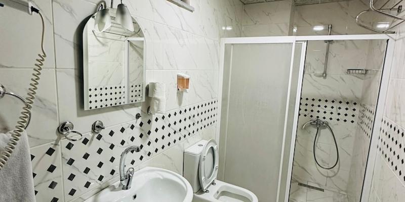 room_3d01e1ba-af30-4f34-bdc2-a8009ac41bc9.jpg