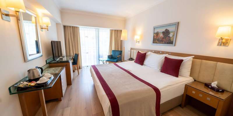 room_3d006a79-f65b-4644-963d-f943794afa38