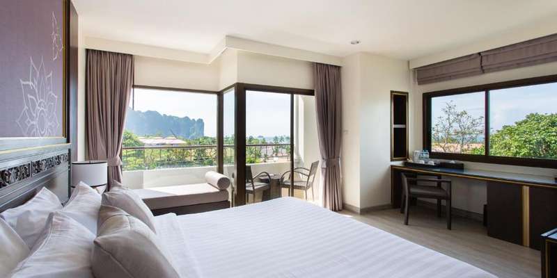 room_9a1dc582-5a8a-4d05-be19-d9617a9dabc6.jpg