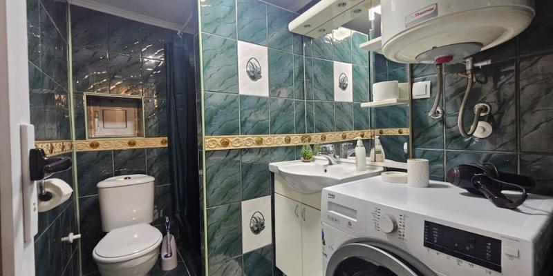 room_46fe51ec-acc3-4e9a-b078-b85b41fb4c44.jpg