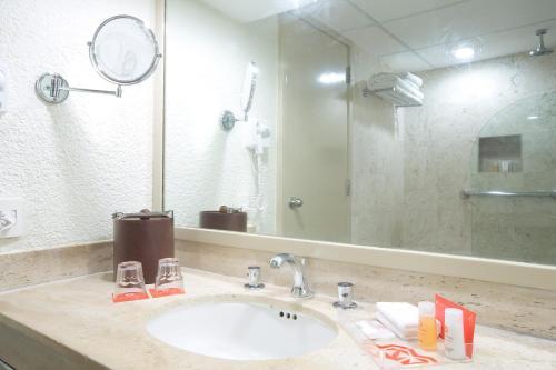 room_8bb7dfd4-106f-40eb-8841-41096546ba7e.jpg