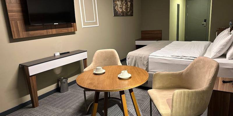 room_0b2efb8e-99ff-44d4-9ceb-6663e7e8c767.jpg