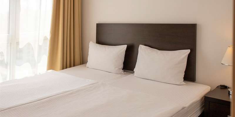 room_766808f8-718a-43e8-97bf-04950628de71