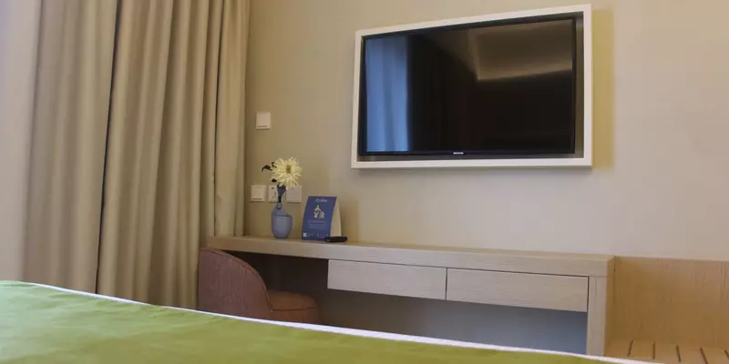 room_833f8cff-63a9-4567-8a29-01421d515654.jpg