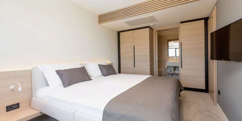 room_8eed1f27-d806-4249-9668-927f80c76732.jpg