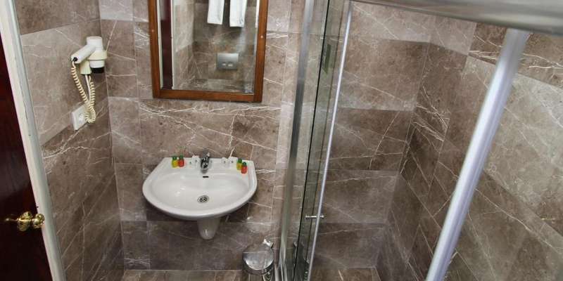 room_fd1837e2-29ec-4efb-8020-33fd63b2d4ad.jpg