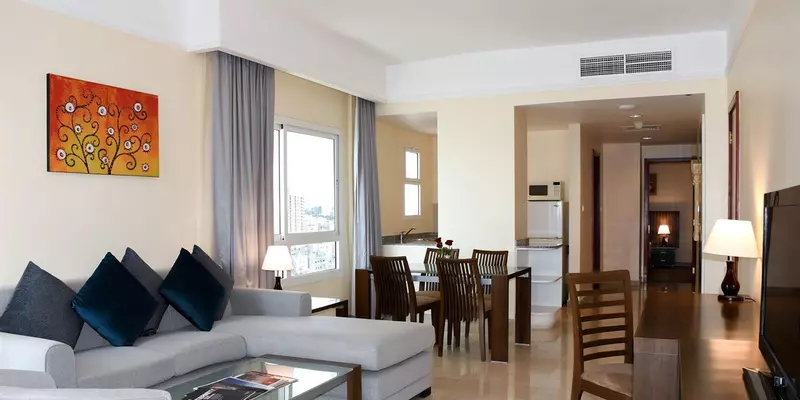 room_e5330a73-db1c-4f0e-a8ab-695ea9a62838