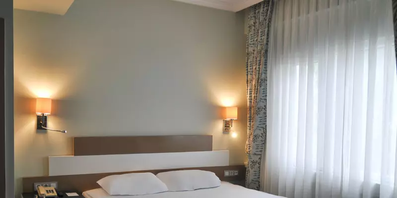 room_5f3bff54-e796-45ef-960a-7c39a903aba9