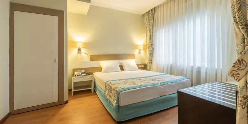 room_eb374ced-eb90-4803-9494-7210f0a1d2ed