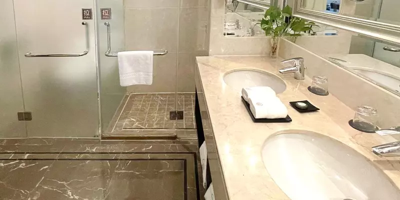 room_ba6cc5ad-d34b-4db0-8c19-c70e4ee11210.jpg