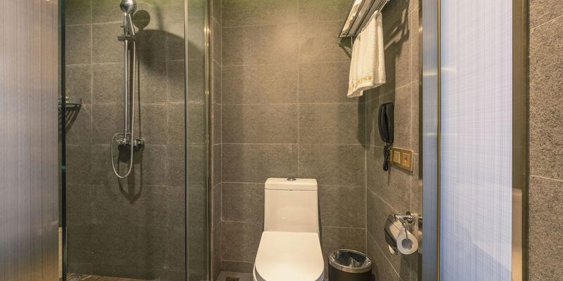 room_68eb9482-60e5-41d2-9f4a-c2edd9c3e10f.jpg