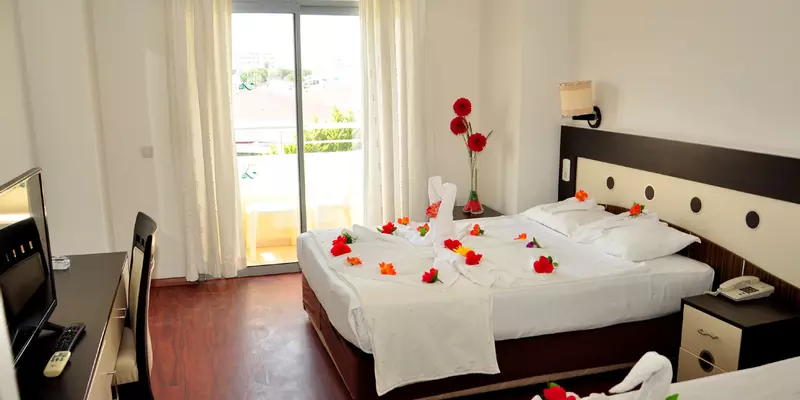 room_153213cd-e2ef-43e6-9f68-c9741260eb79