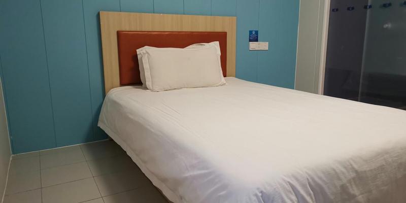 room_9c76c83a-b064-4c3c-8e8c-3b3f7f855eba.jpg