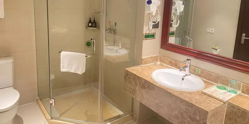 room_5a680727-055c-4207-90c9-021b1d3de954.jpg