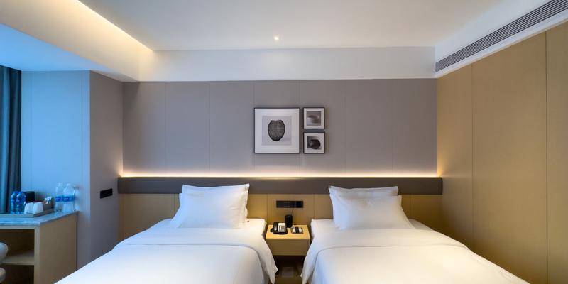 room_3f6183f6-fe4a-426f-8a54-970b43fe2d4f.jpg