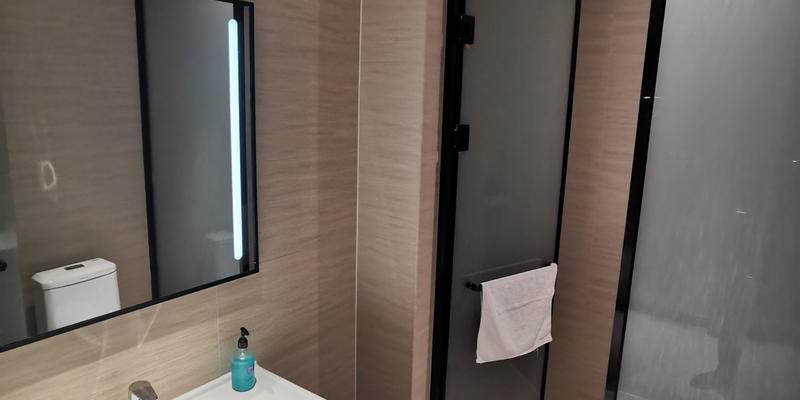 room_8c1eacb0-2dae-452e-bc2b-140f65f73904.jpg