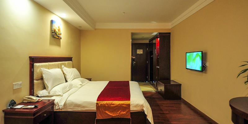 room_c556f0f4-ccac-4476-9eff-e51fe6fef65d.jpg