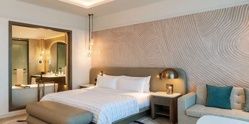 room_8eed35e4-41c7-4205-ae98-c58d4769ab7f
