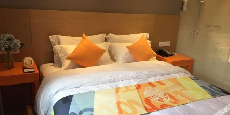 room_0cbd045e-3b5d-4c10-8a55-fe7b008bedf2.jpg