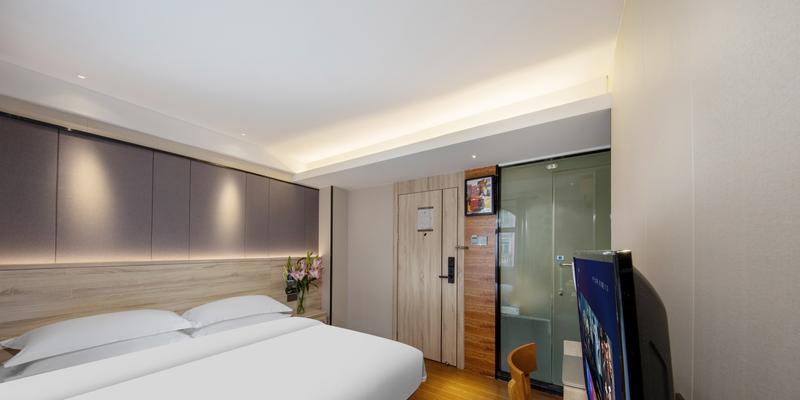 room_3c52f744-9482-43e3-bc11-1f419f21edfa.jpg