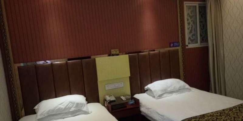 room_5f9b5100-7728-46f1-a954-4e6cfc2a4c68.jpg