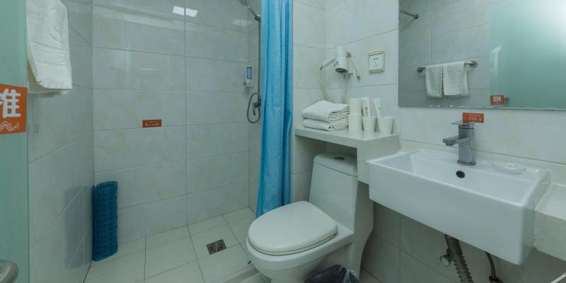 room_fcf8aade-f21e-4ae4-ae98-a75895be39ad.jpg