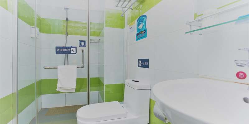 room_b1da4110-67b6-4493-af66-00f69b10367a.jpg