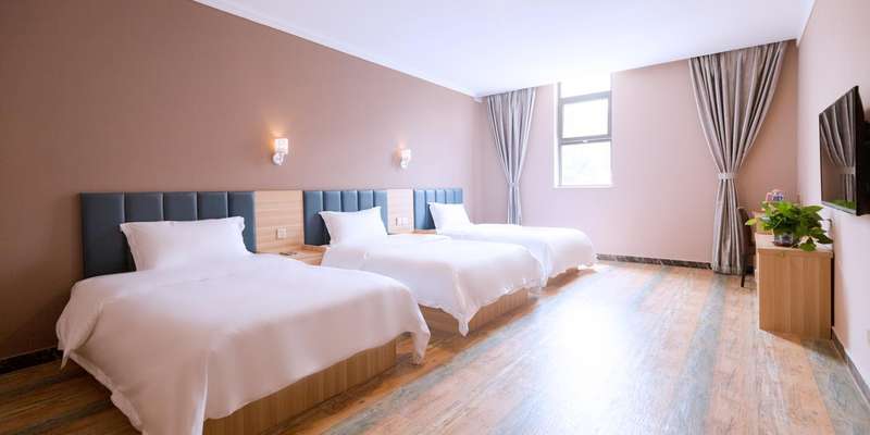 room_86da057b-df80-42c8-a2ac-f846faea11f3.jpg