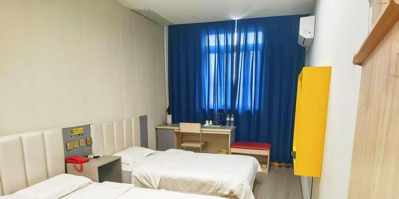 room_de2234ff-1bdb-4ecf-8b35-e5c7701df667.jpg