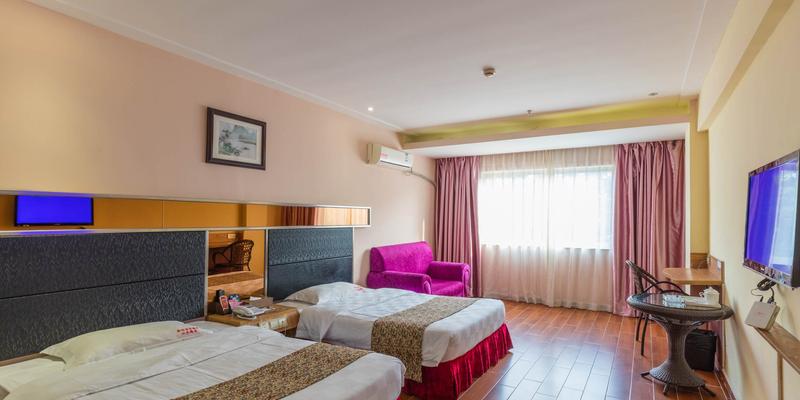 room_2e3d9ced-cefa-43a4-a8f0-06f7aa35caaf.jpg
