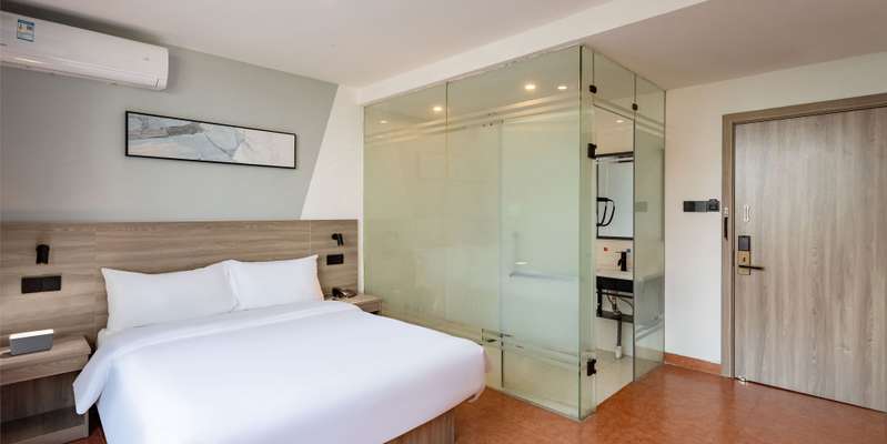 room_6d1fc4d7-9c3e-456f-b420-940d475ef475.jpg