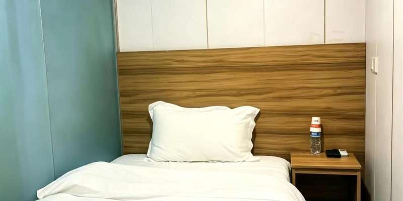room_40abbbe7-8e75-4a9f-b7e2-e5fe50de031e.jpg