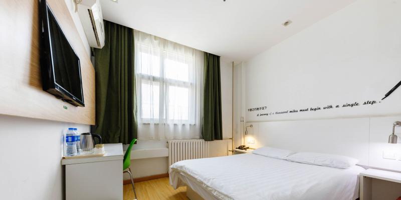 room_e8403927-635b-4e3c-a764-1b0bf9883790.jpg