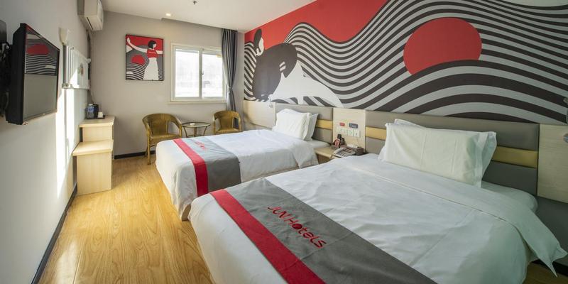 room_38b6563b-a758-406b-9fff-fd8679557fea.jpg