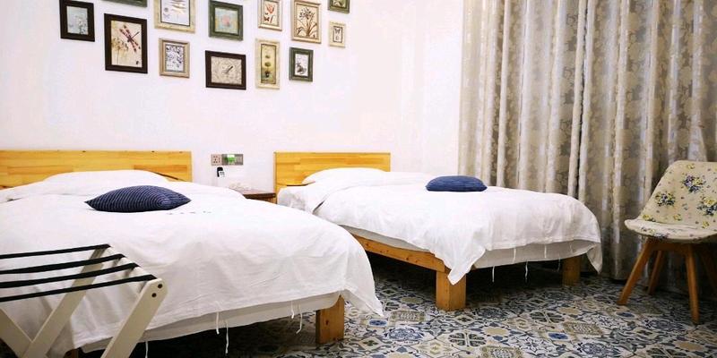 room_e432efa5-b0d2-4b8c-a5de-5e7d7c3a2ed0.jpg