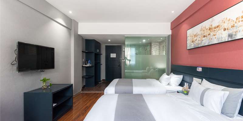 room_d3771586-c5f3-462c-b971-1a931e01c0ec.jpg