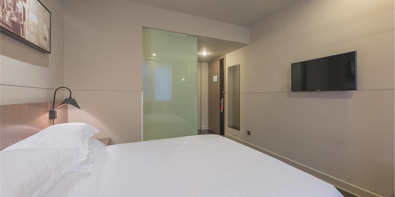 room_f03f9eee-fa5a-48ba-b5af-79d992b11cbd.jpg