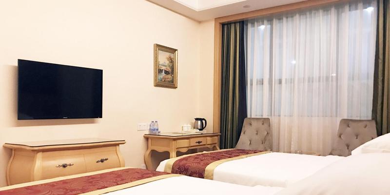 room_2763fcf5-dcd7-493e-a6fa-8d9a7d14e286.jpg