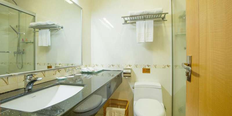 room_4e384ffb-cc6f-4ad9-9c7a-b2669d1e7cfc.jpg