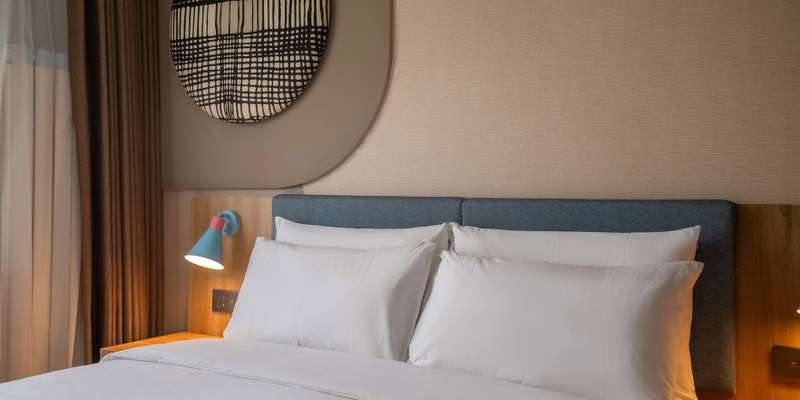 room_8f7319a3-5ae2-4700-a4e4-4a7d0c278e77.jpg