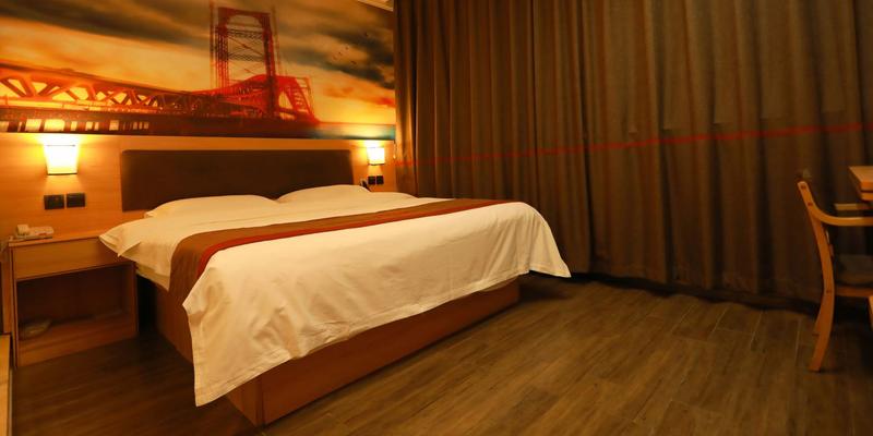 room_da362e1e-824d-4a2e-aeb2-04c217e24858.jpg