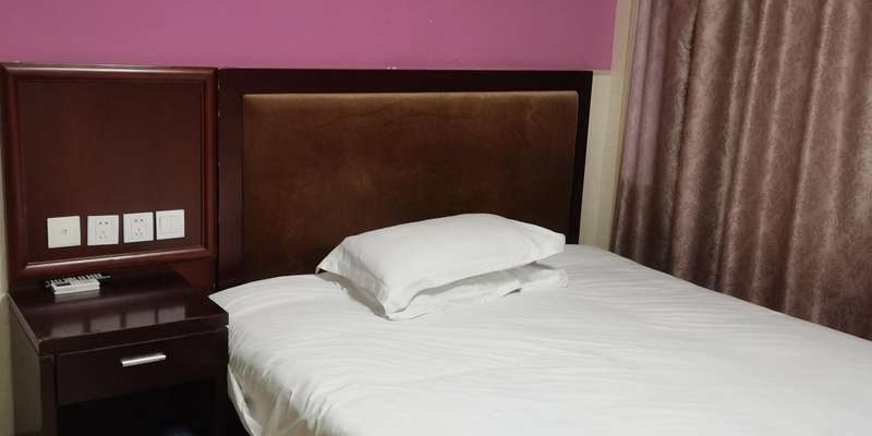 room_ac0f0eff-5537-4cb2-8b1a-11fc37327871.jpg