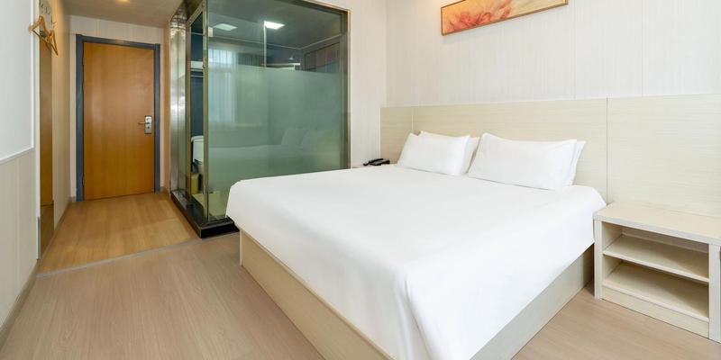 room_ae35c8b7-cc0a-4e94-9812-bdabf7bbeefa.jpg